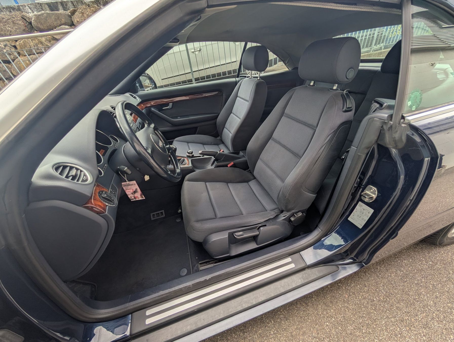 Audi A4 Cabrio 2.5 TDI - Slika 4