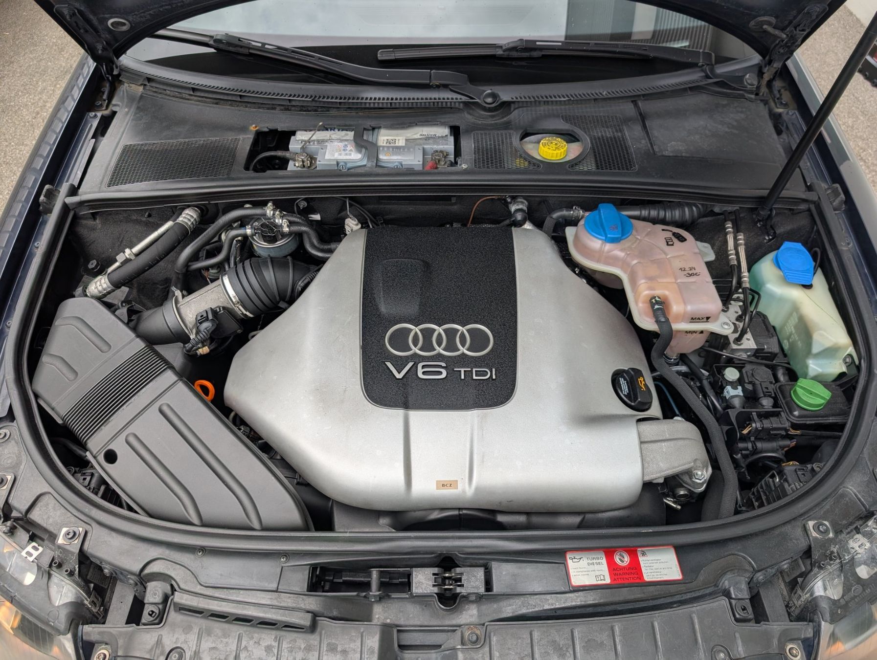 Audi A4 Cabrio 2.5 TDI - Slika 6